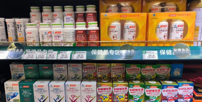 厕糖浆布满霉斑央视起底曝光很多人天天喝AG真人游戏第一品牌太恶心！原料挨旱